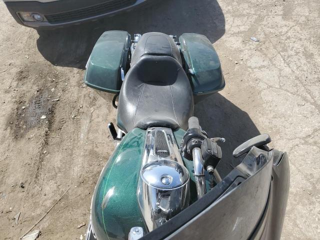 undisplay HARLEY-DAVIDSON FL 2016 Зеленый