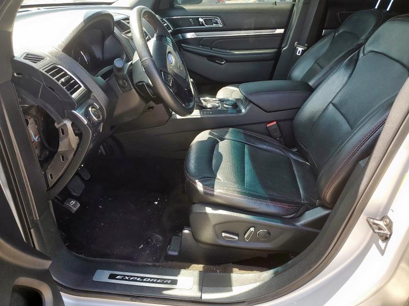 Parquets FORD EXPLORER 2017 Silver