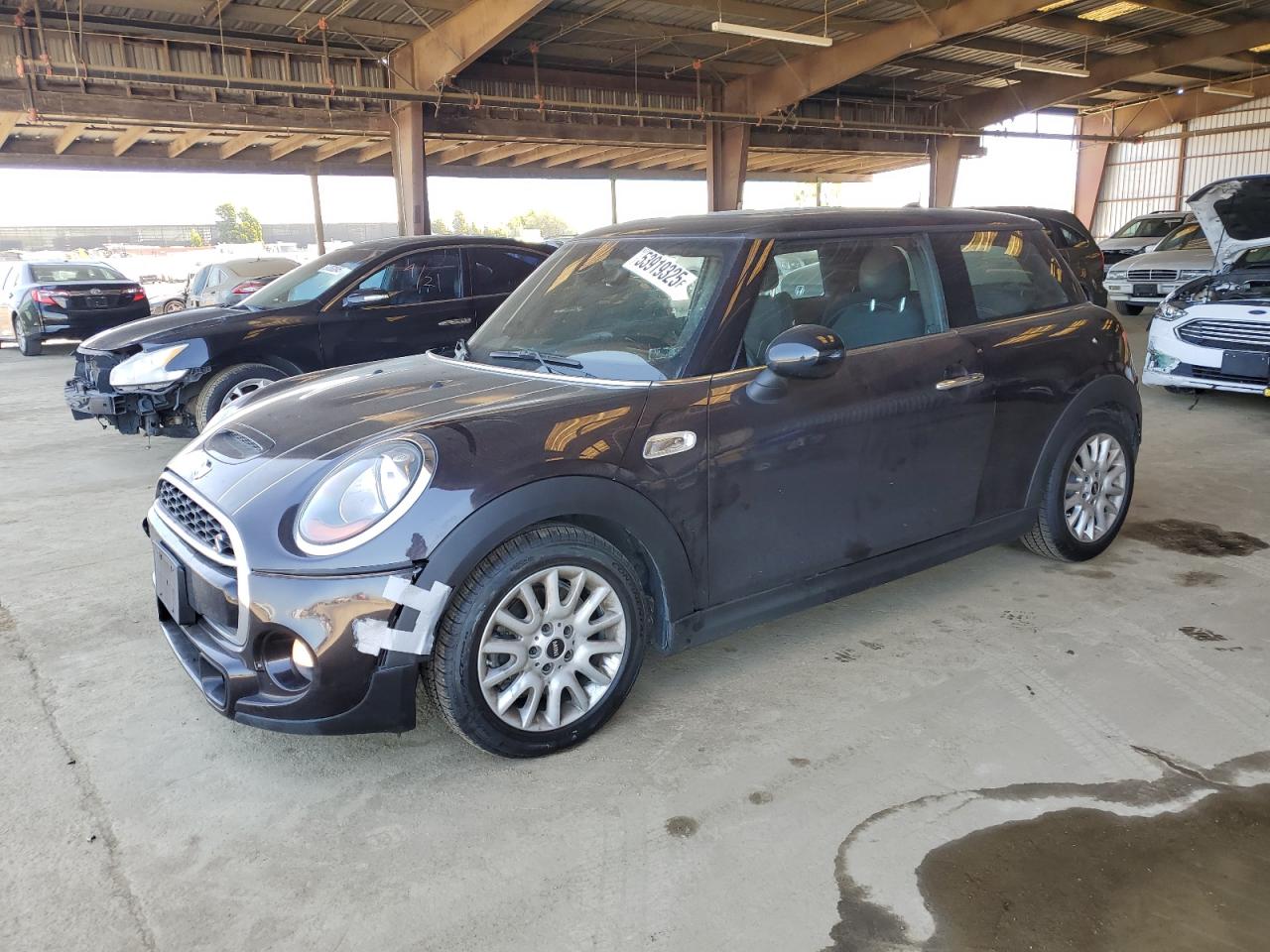 WMWXP7C59F2A38642 MINI COOPER Photo 1