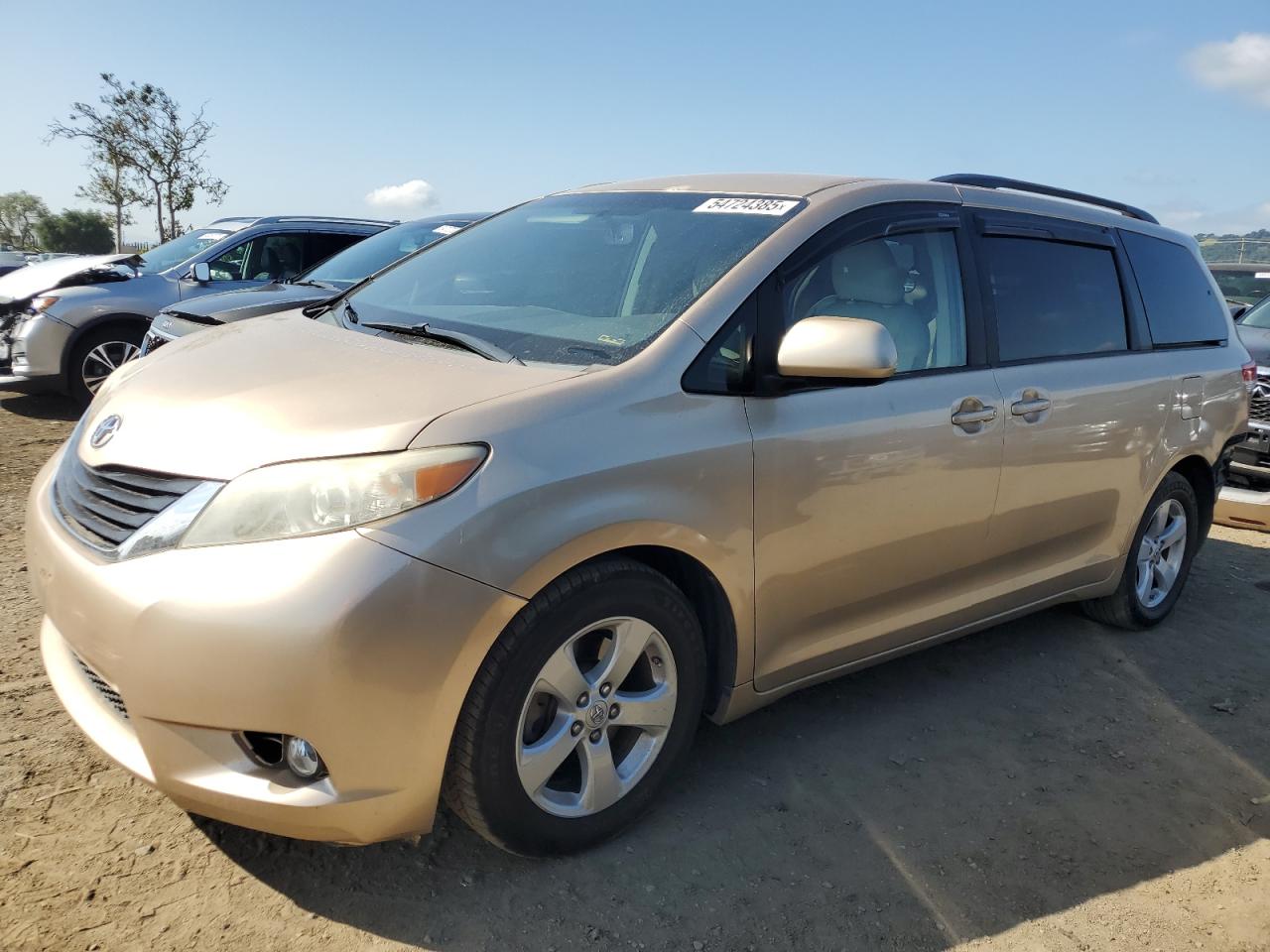 2011 Toyota Sienna Le for Sale in San Martin, CA - Rear End