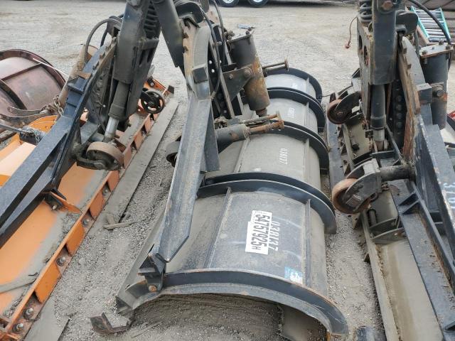 2000 Snow Plow