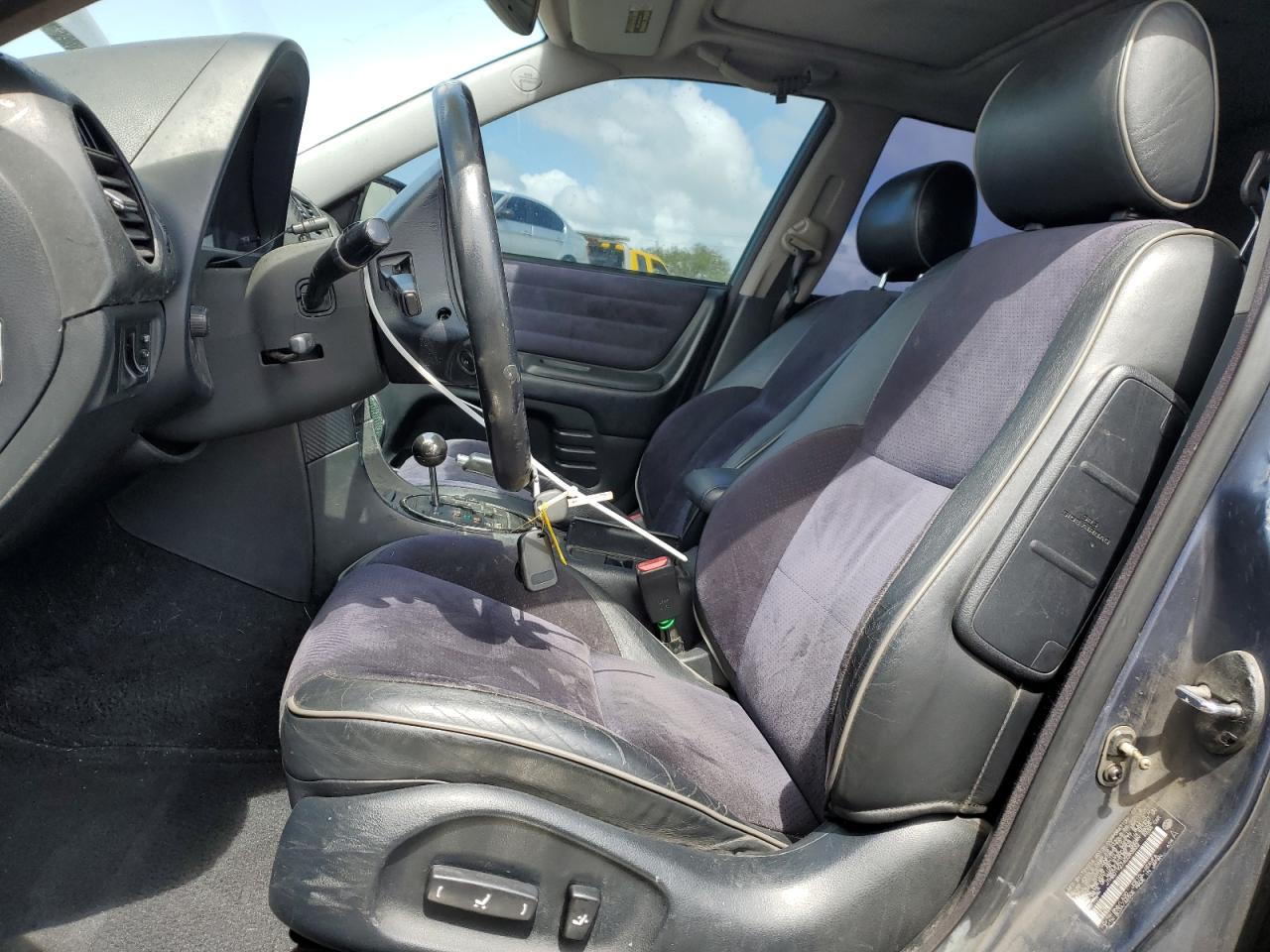 2004 Lexus Is 300 VIN: JTHBD192440085775 Lot: 51345995