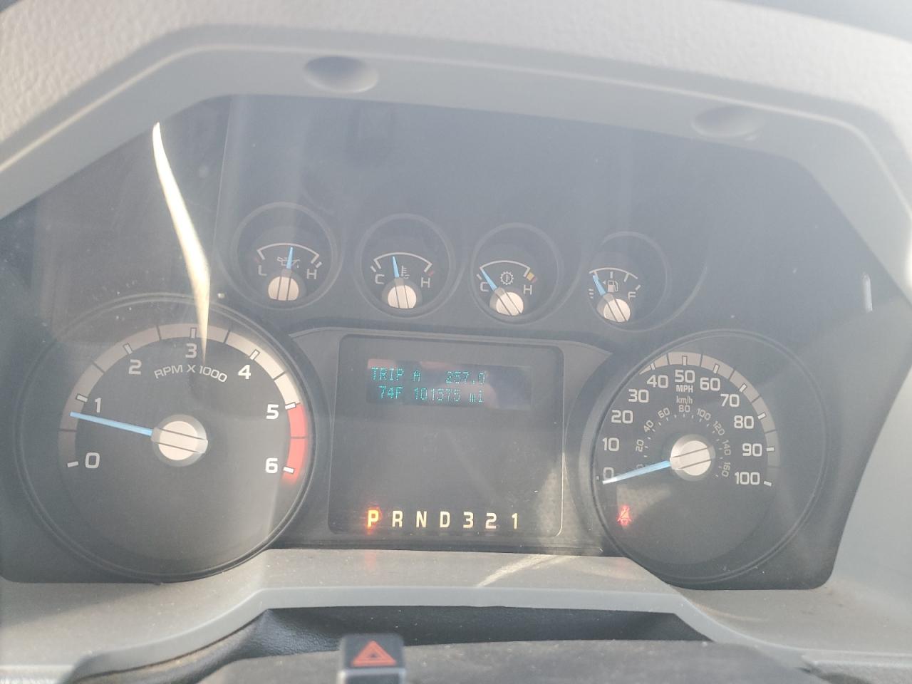 2013 Ford F450 Super Duty Bucket Truck VIN: 1FDUF4GY1DEA87429 Lot: 51272405