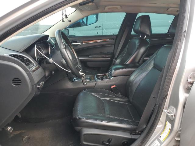 Sedans CHRYSLER 300 2016 Srebrny