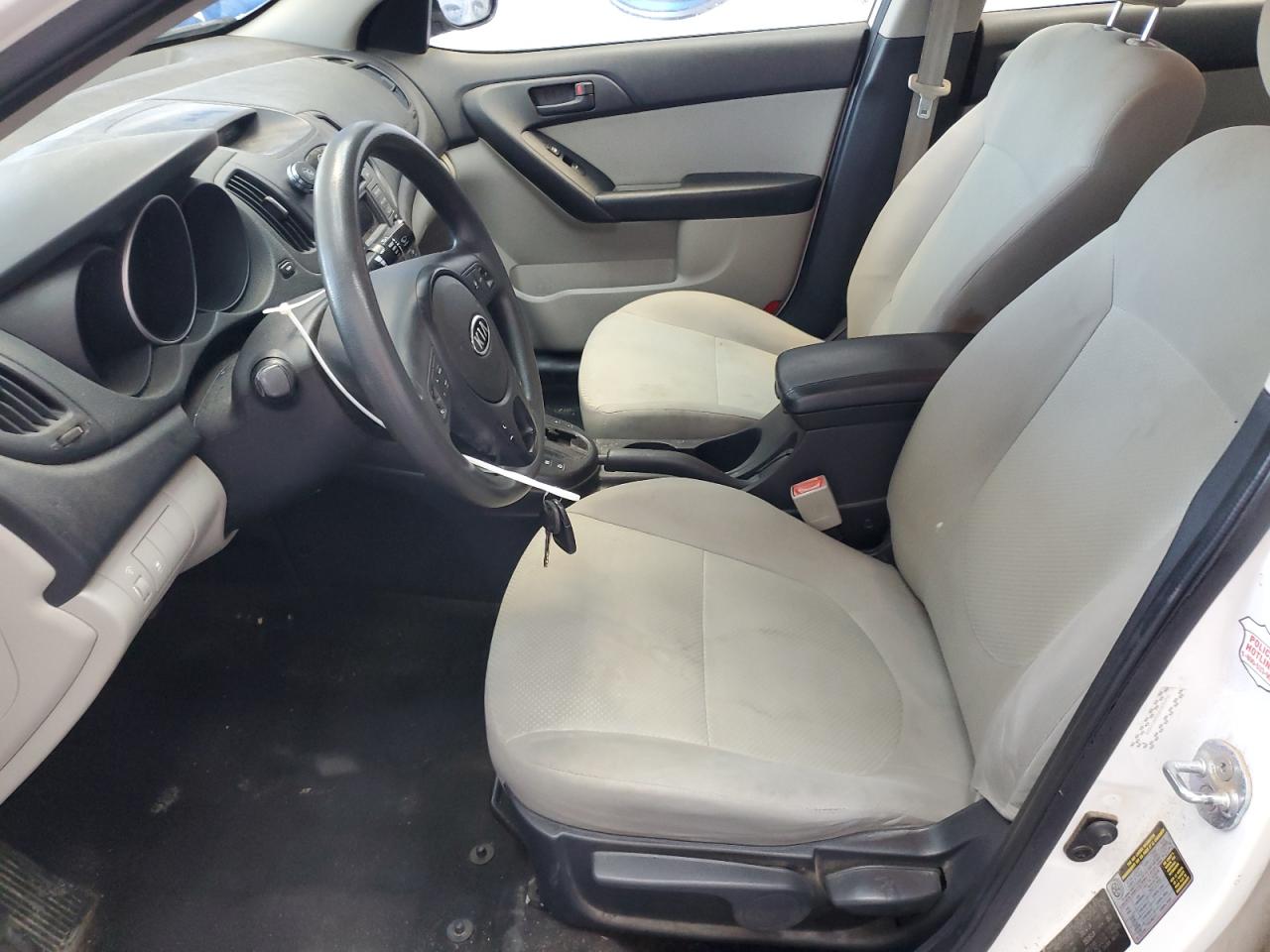 2010 Kia Forte Ex VIN: KNAFU4A20A5835250 Lot: 53313145
