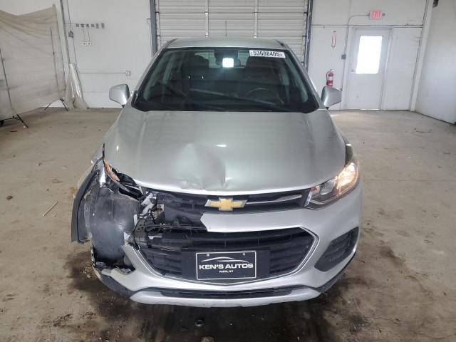 Parquets CHEVROLET TRAX 2017 Silver