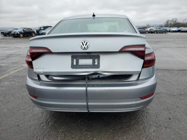  VOLKSWAGEN JETTA 2019 Srebrny