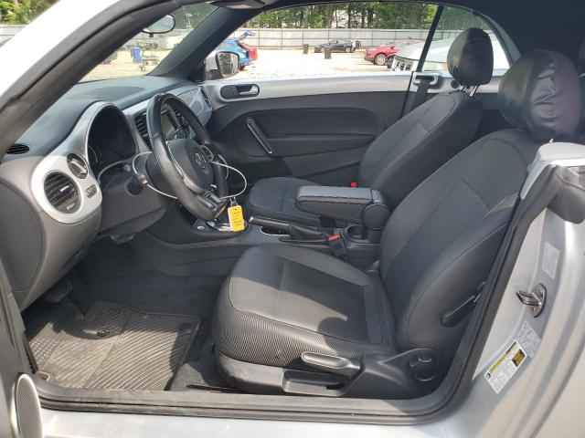  VOLKSWAGEN BEETLE 2013 Srebrny