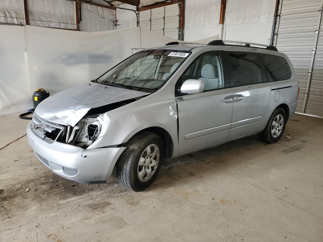2008 Kia Sedona Ex للبيع في Lexington، KY - Front End
