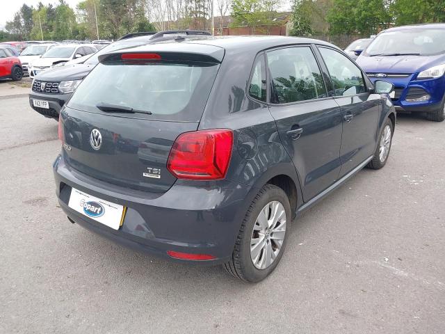 2015 VOLKSWAGEN POLO SE TS