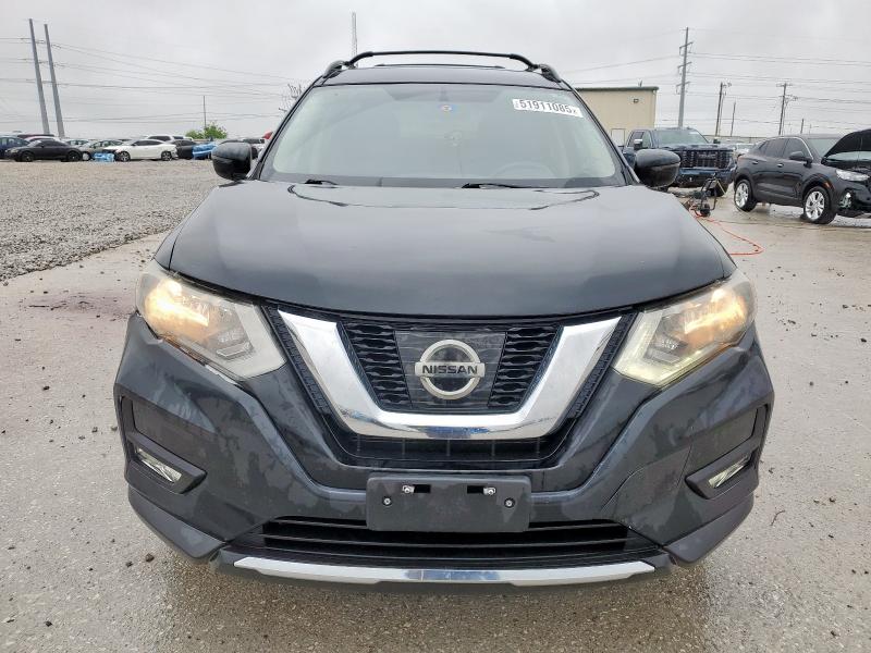  NISSAN ROGUE 2017 Czarny