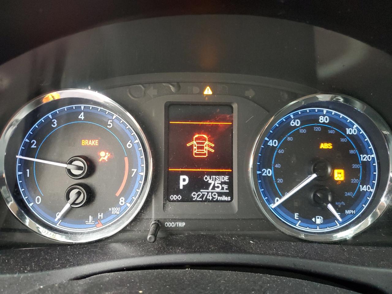 5YFBURHE2KP869631 TOYOTA COROLLA 2019