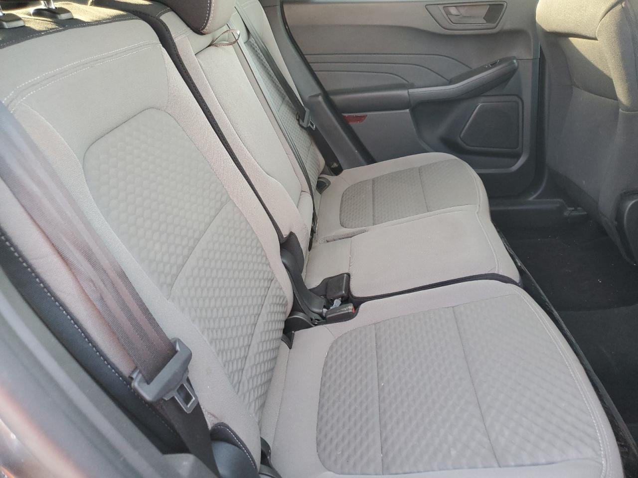 2022 Ford Escape Se VIN: 1FMCU0G66NUA02763 Lot: 53371375