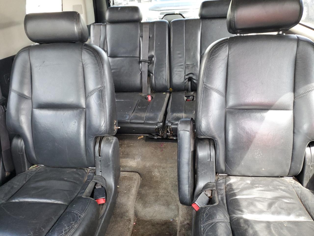 2008 Cadillac Escalade Luxury VIN: 1GYFK63888R152005 Lot: 54179325