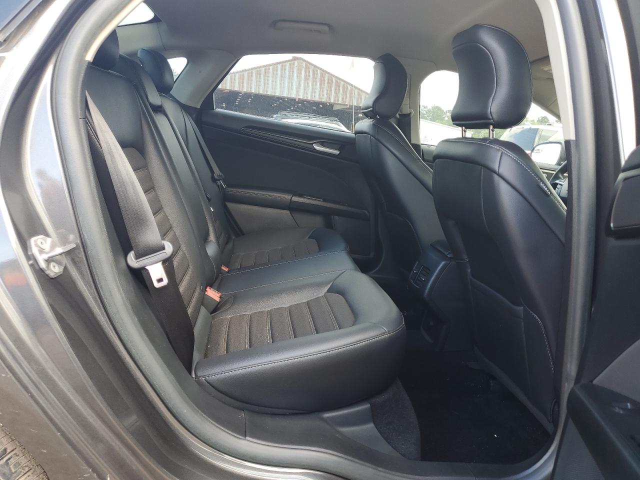 3FA6P0HD2JR195734 FORD FUSION 2018