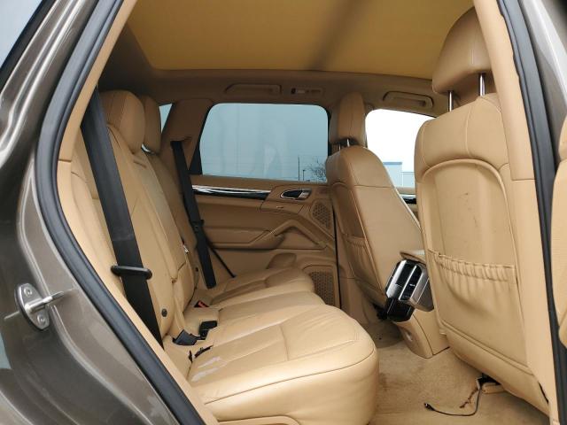 2013 PORSCHE CAYENNE   