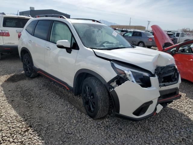  SUBARU FORESTER 2023 Белый