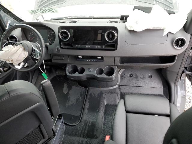  MERCEDES-BENZ SPRINTER 2023 Green