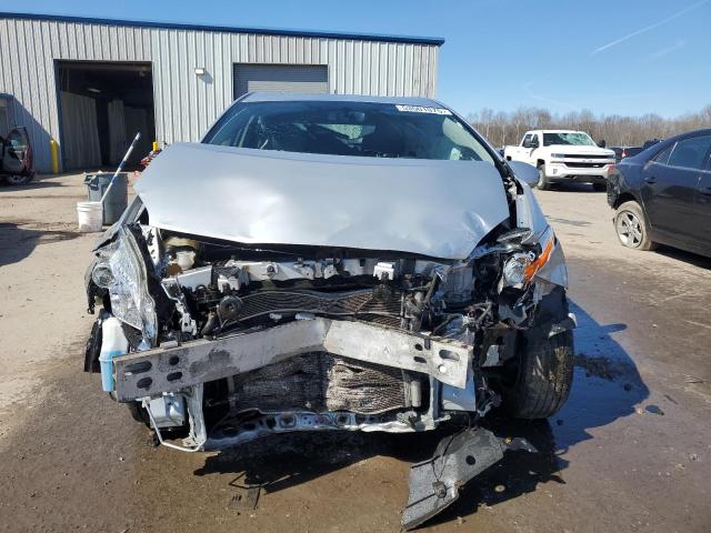  TOYOTA PRIUS 2014 Серебристый