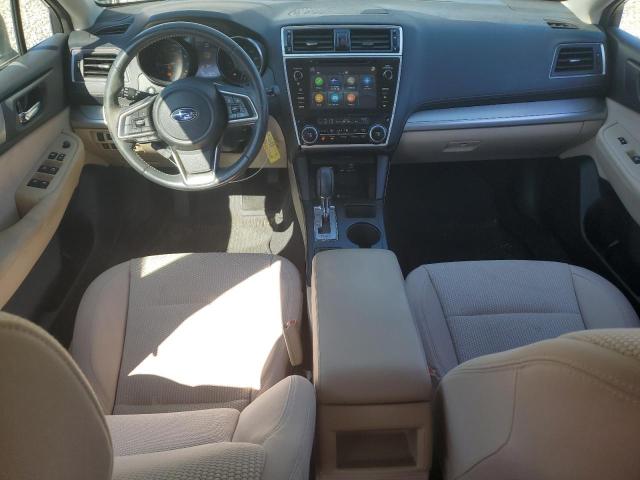  SUBARU OUTBACK 2019 Srebrny
