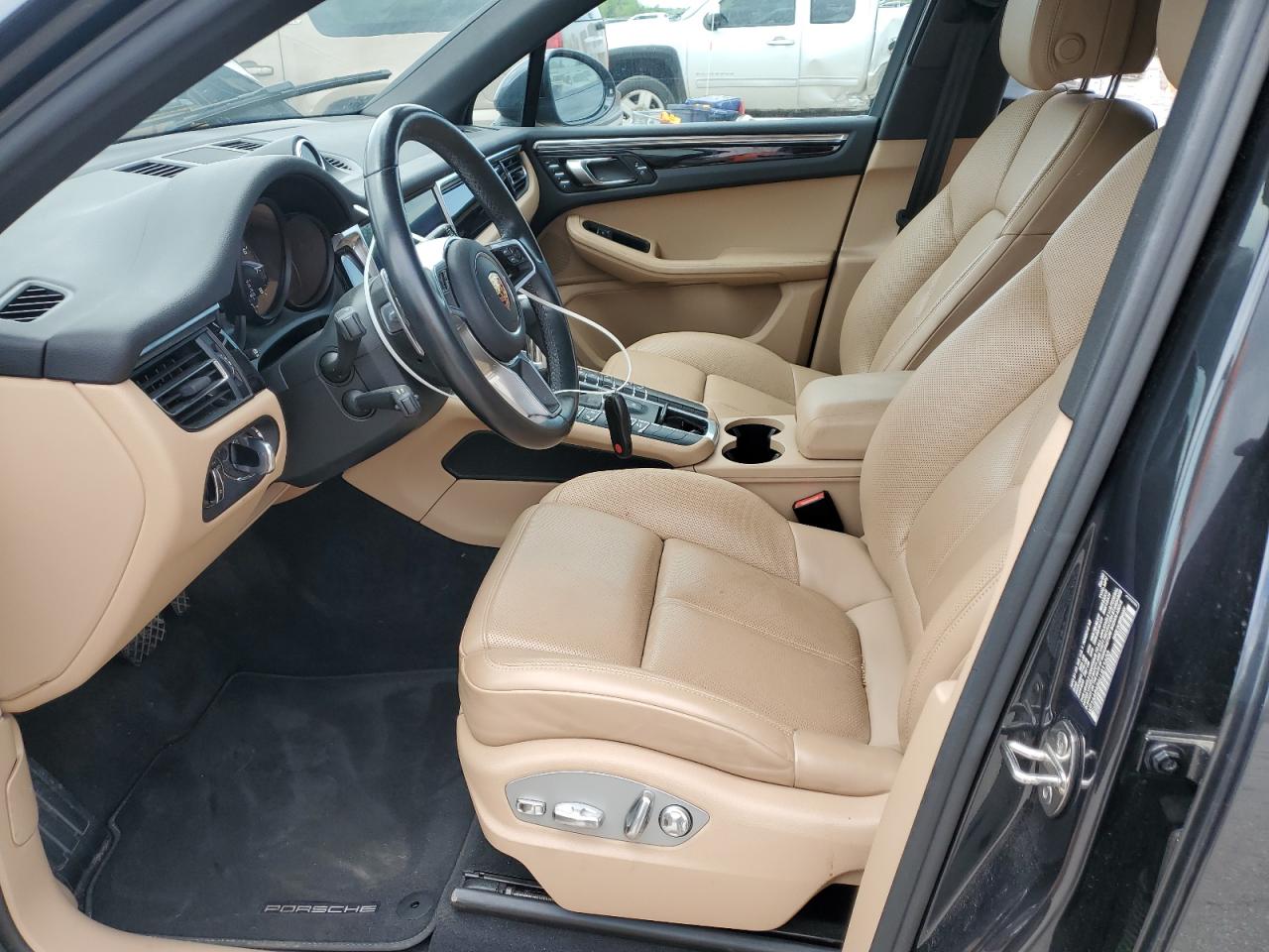 2020 Porsche Macan VIN: WP1AA2A56LLB11600 Lot: 53919095