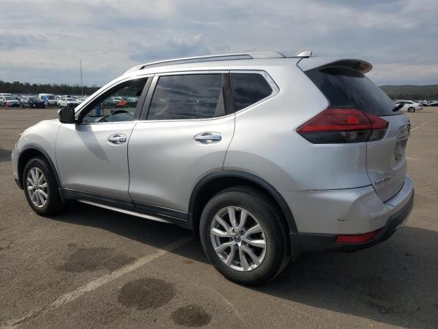  NISSAN ROGUE 2018 Серебристый