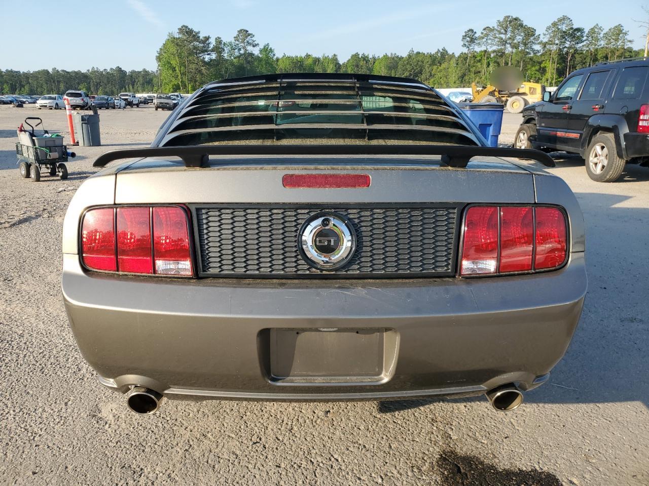 1ZVFT82H155152279 2005 Ford Mustang Gt