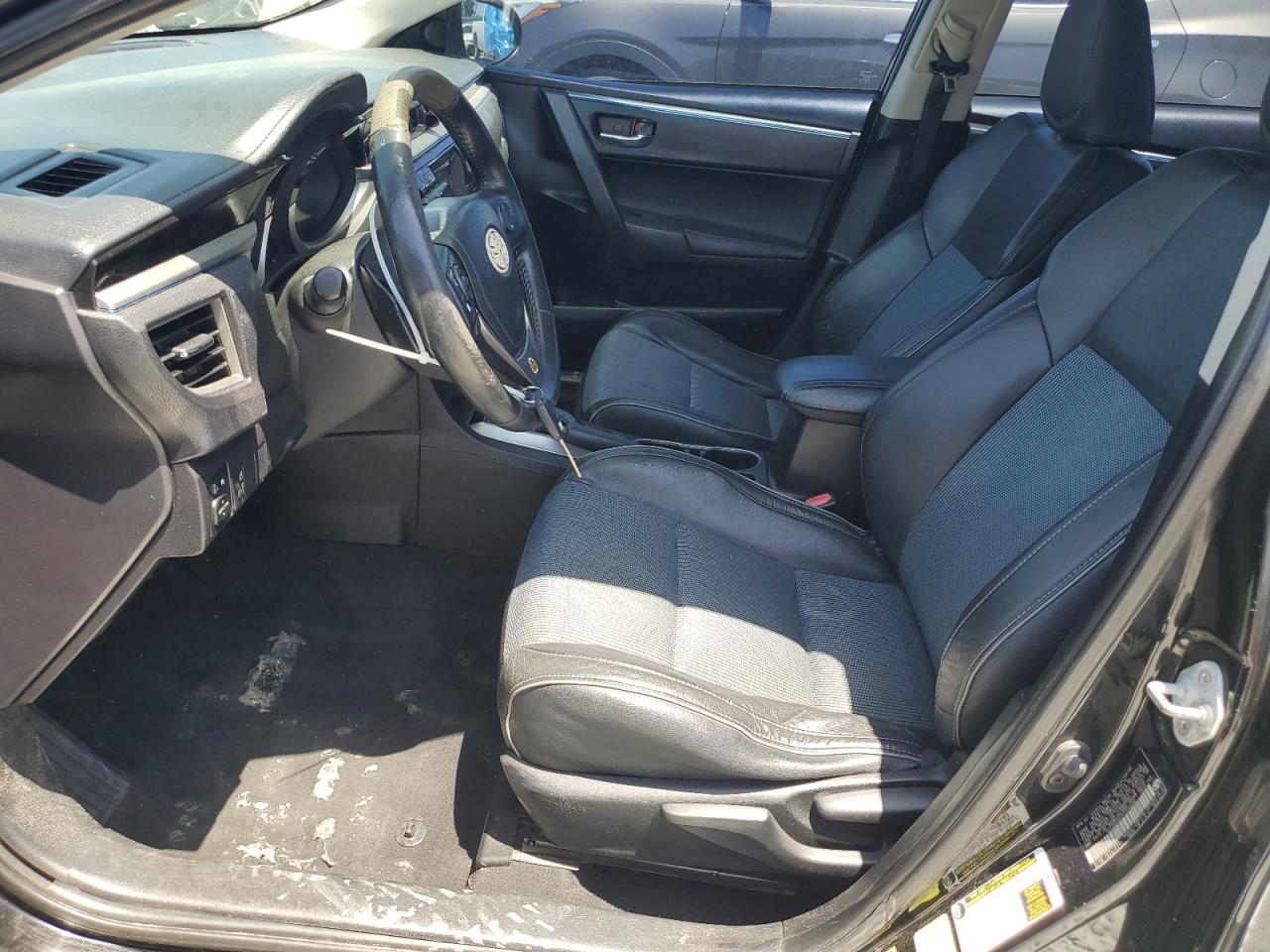 2015 Toyota Corolla L VIN: 5YFBURHE3FP246380 Lot: 55157345