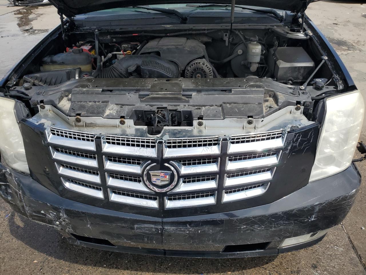 2008 Cadillac Escalade Luxury VIN: 1GYFK63888R152005 Lot: 54179325
