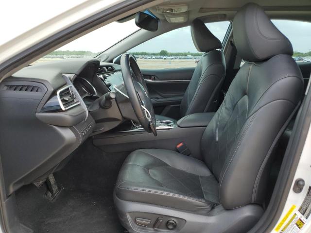  TOYOTA CAMRY 2018 White