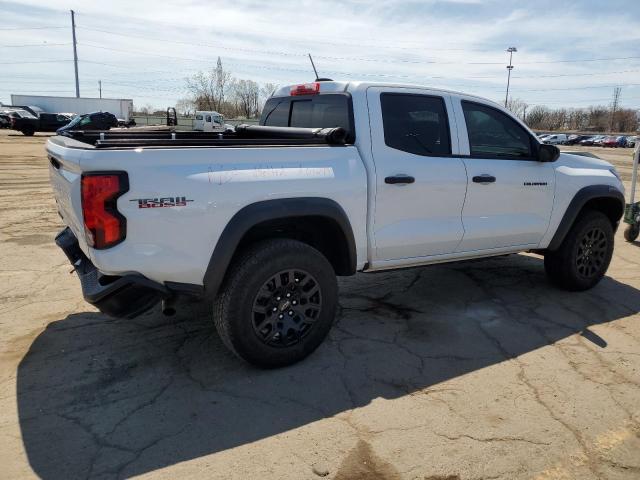 CHEVROLET COLORADO T 2024 Biały