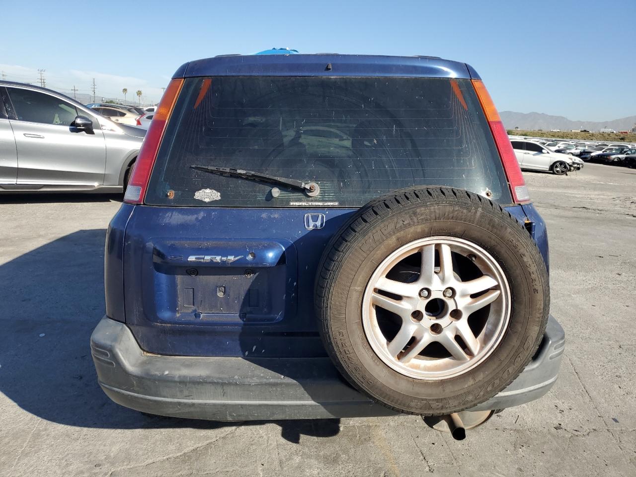 1997 Honda Cr-V Lx VIN: JHLRD1858VC036349 Lot: 52842345