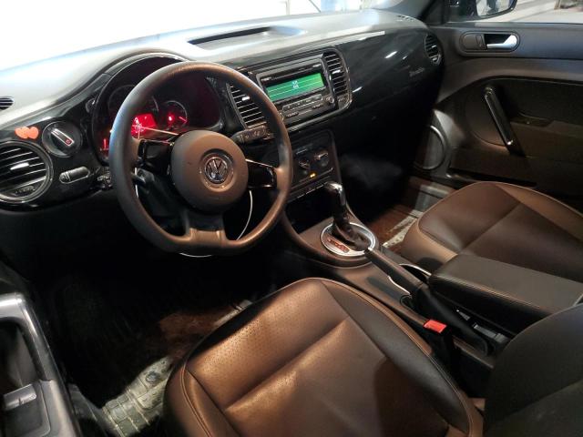 Hatchbacks VOLKSWAGEN BEETLE 2015 Biały