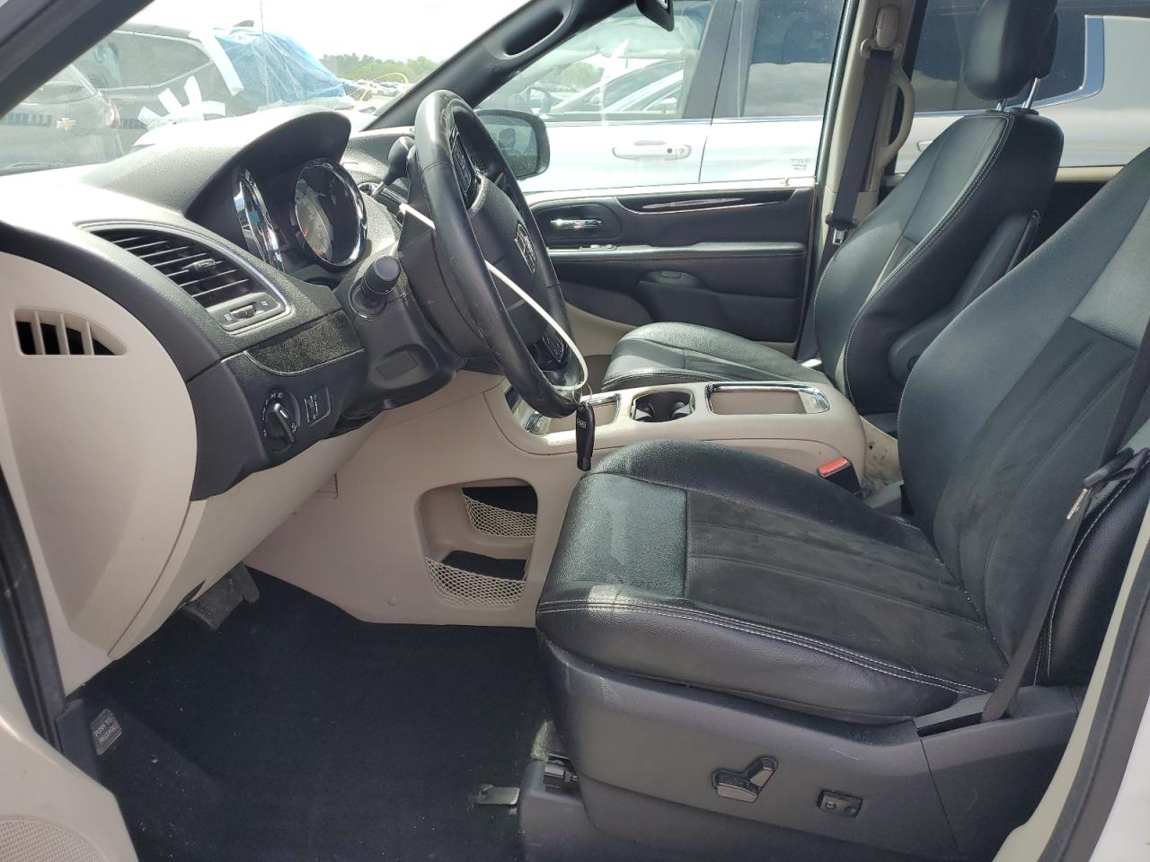 2C4RDGCG5KR621790 2019 Dodge Grand Caravan Sxt