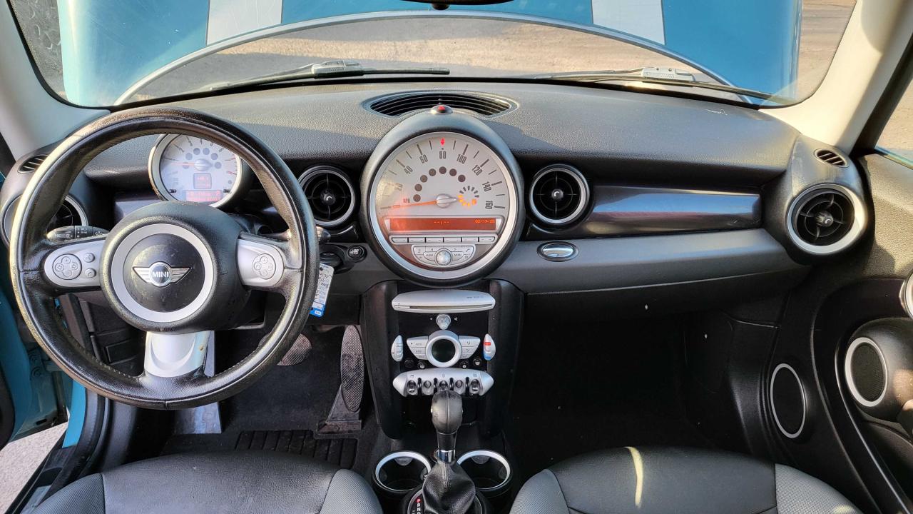 2009 MINI Cooper - Image 9