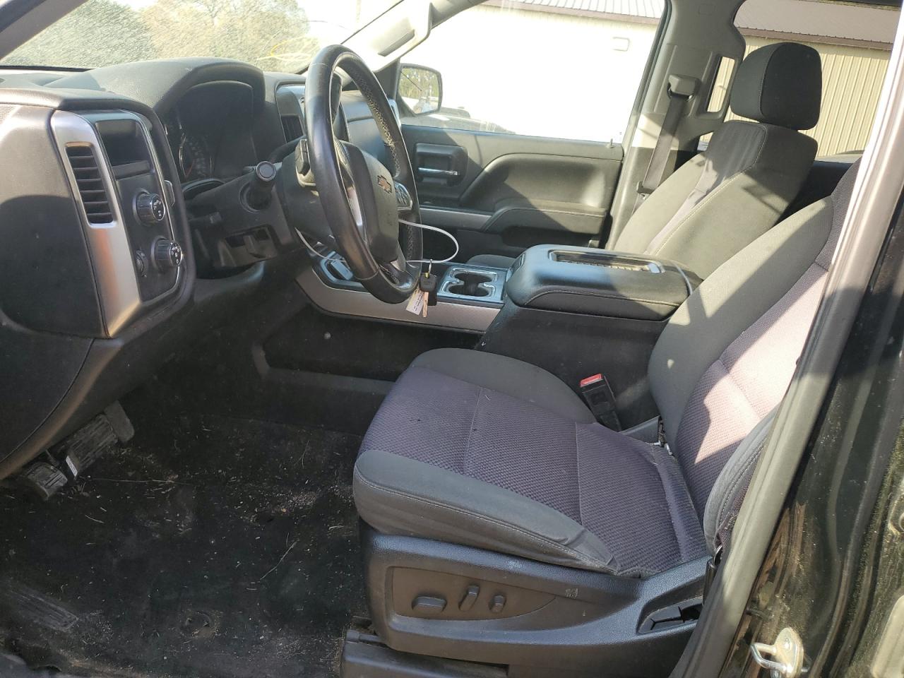 2017 Chevrolet Silverado - Image 7