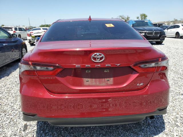  TOYOTA CAMRY 2021 Czerwony