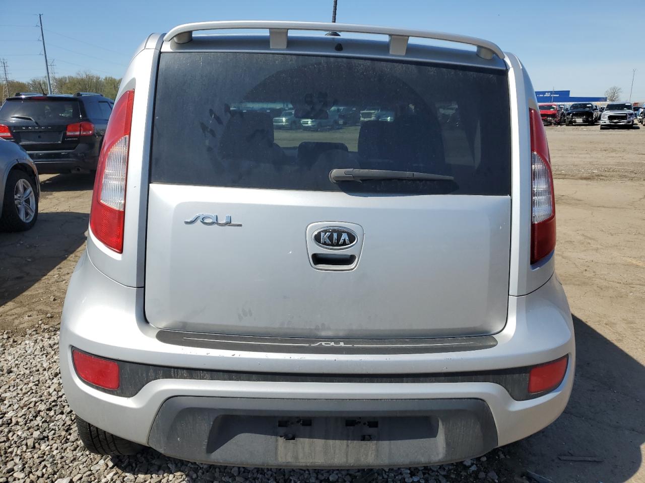2012 Kia Soul + VIN: KNDJT2A62C7376124 Lot: 54840695