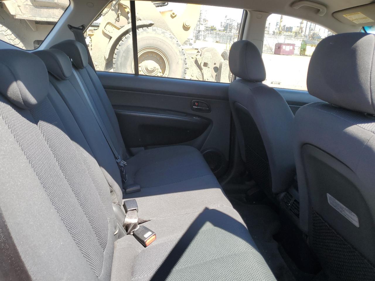 2011 Kia Rondo VIN: KNAHH8A83B7338272 Lot: 53492305