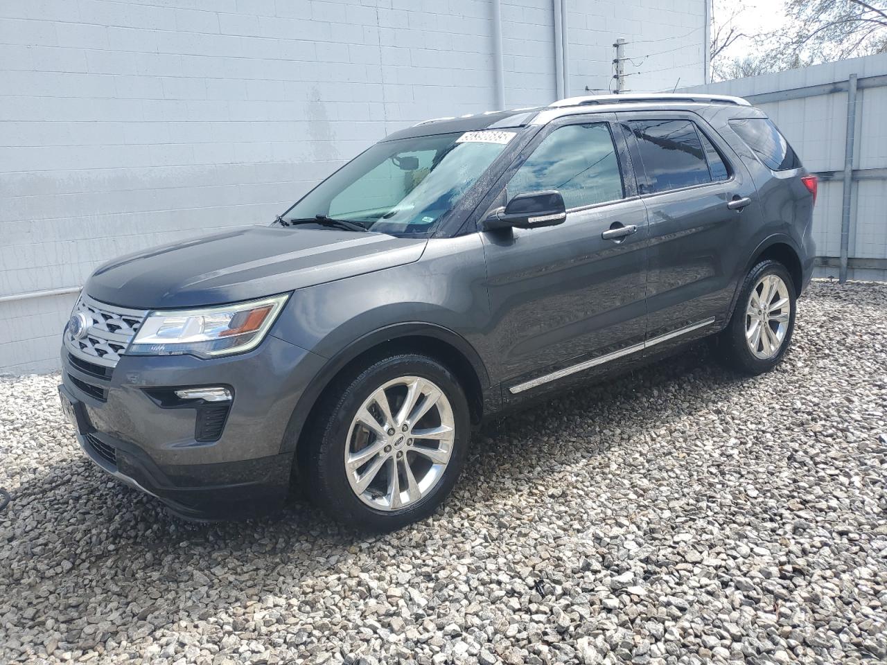 2019 Ford Explorer Xlt for Sale in Columbus, OH - Minor Dent/Scratches