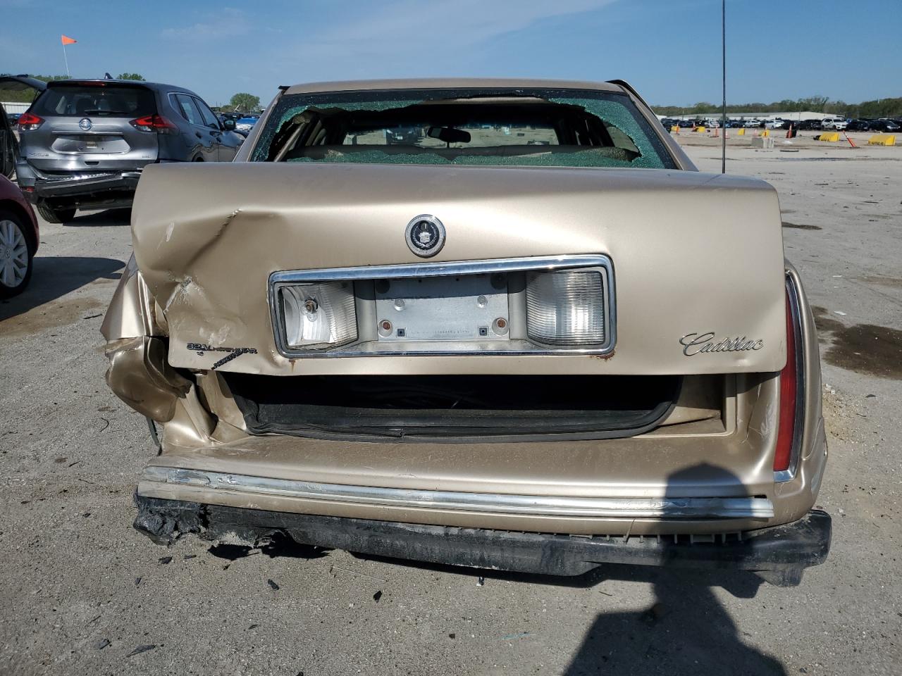 1998 Cadillac Deville VIN: 1G6KD54Y6WU713788 Lot: 53745175