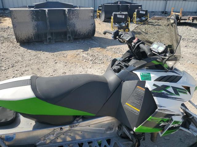 2015 ARCTIC CAT SNOWMOBILE