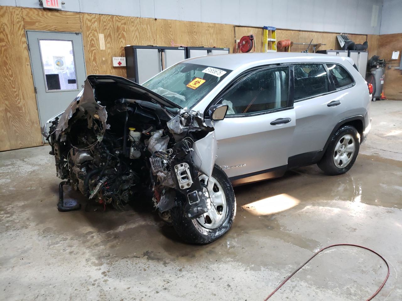2014 Jeep Cherokee Sport for Sale in Kincheloe, MI - Front End