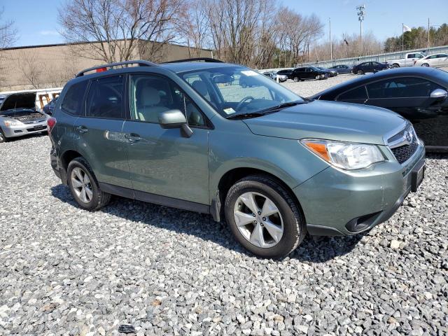  SUBARU FORESTER 2016 Зеленый