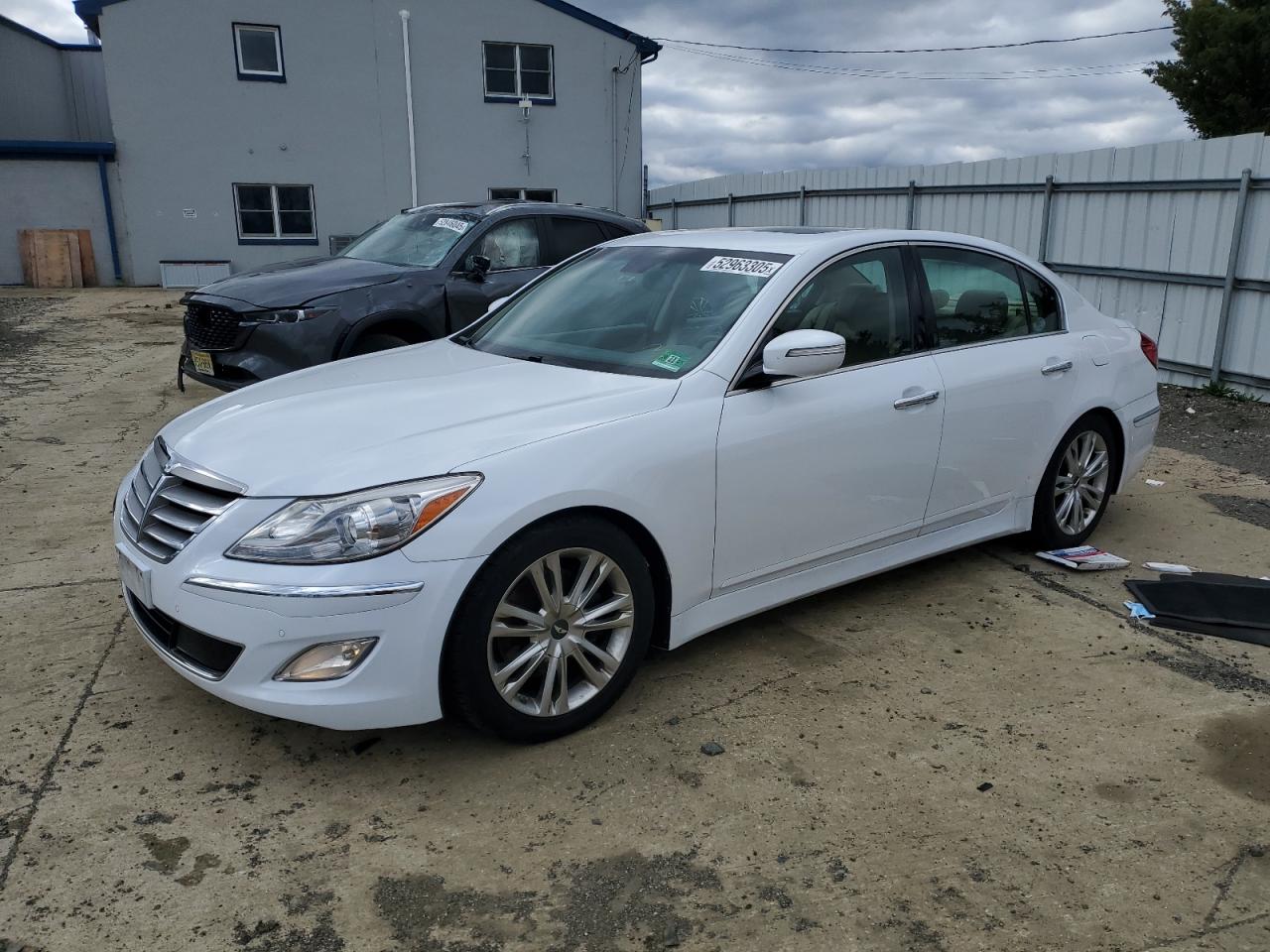 2014 Hyundai Genesis 3.8L zu verkaufen in Windsor, NJ - Front End
