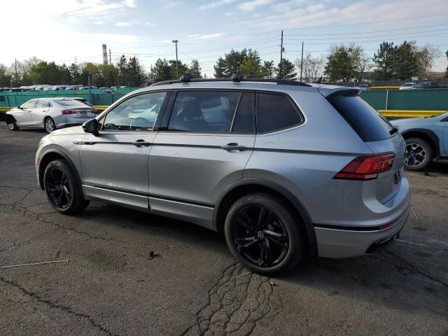  VOLKSWAGEN TIGUAN 2023 Серебристый
