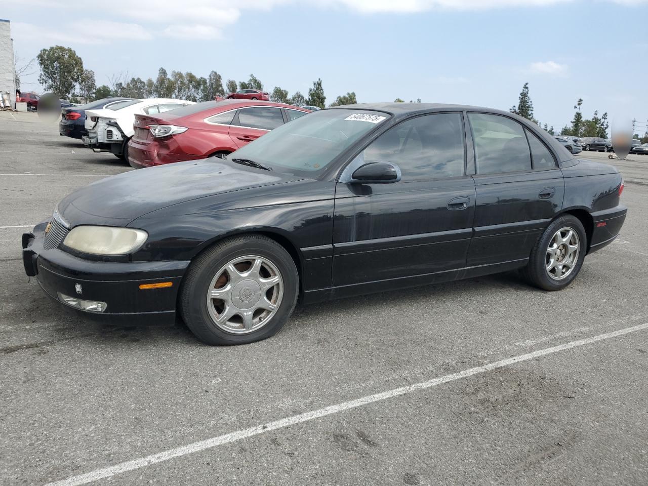 1997 Cadillac Catera zu verkaufen in Rancho Cucamonga, CA - Minor Dent/Scratches