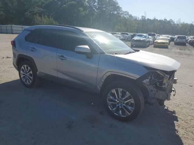  TOYOTA RAV4 2021 Srebrny