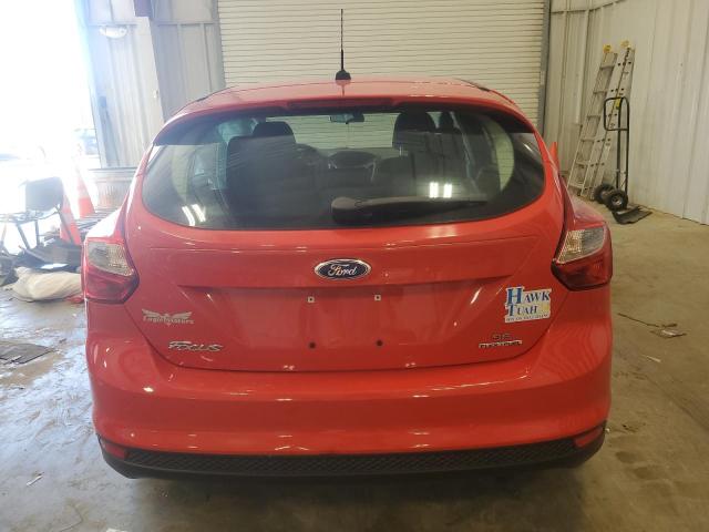  FORD FOCUS 2014 Красный