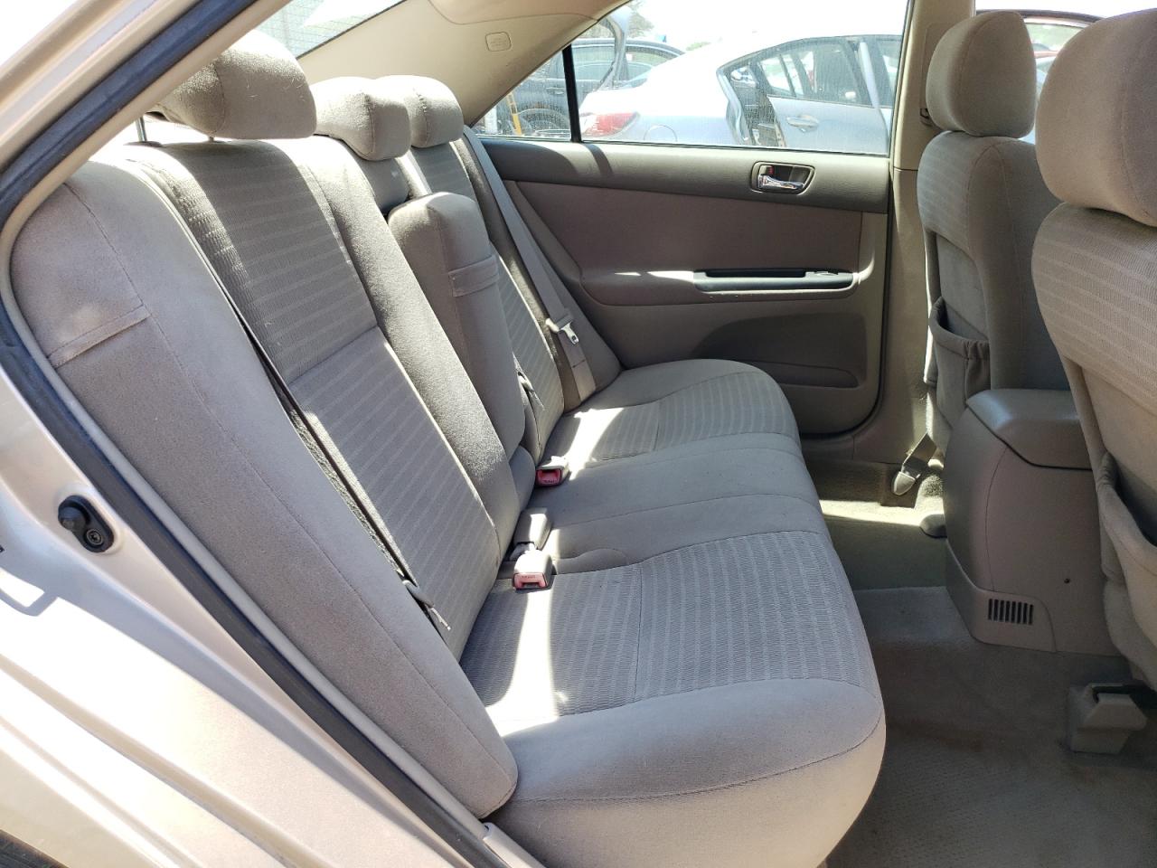2005 Toyota Camry Le VIN: 4T1BF30K85U604563 Lot: 53577975